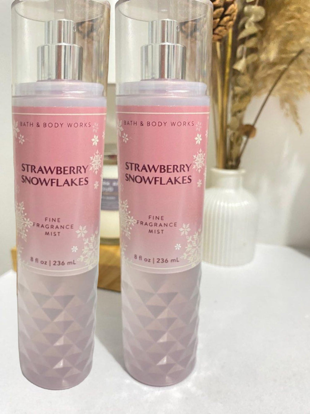 Bath & Body Works Strawberry Snowflakes Fine Fragrance Mist Gift Set — 8 oz x 2