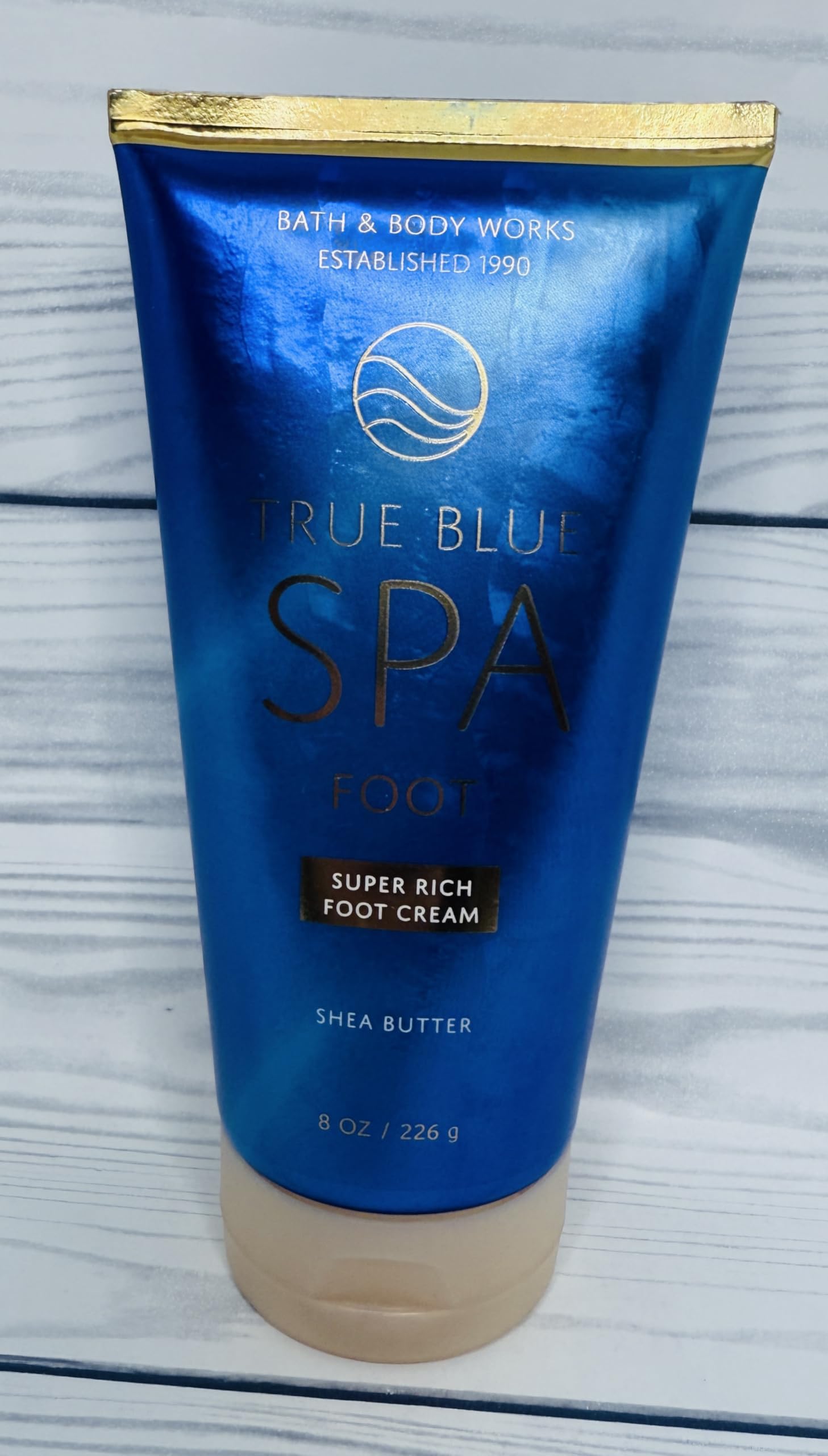 Bath & Body Works True Blue Spa Smoothing Super Rich Foot Cream – 8 oz
