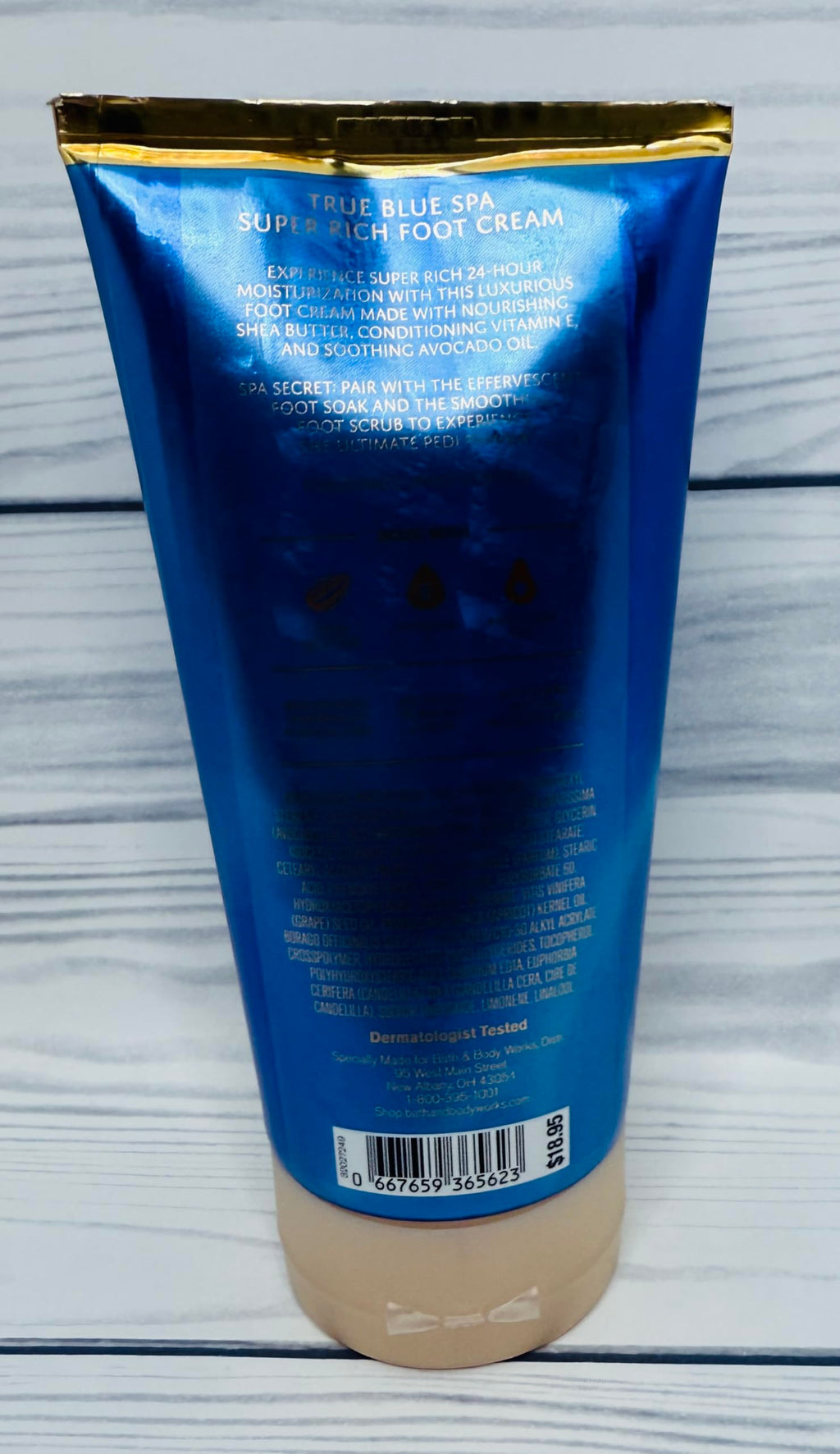 Bath & Body Works True Blue Spa Smoothing Super Rich Foot Cream – 8 oz