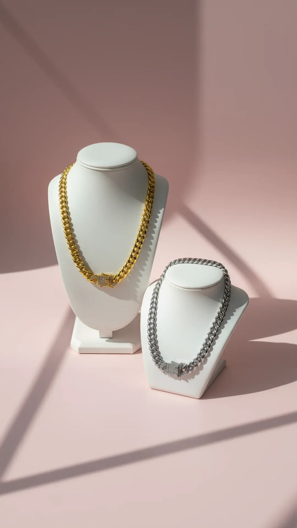 Crystal Clasp Pavé Link Chain Necklace Chain