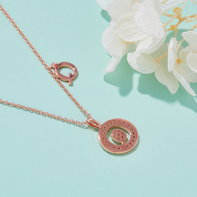 One Of The 26 Letters, Q, Set With Top-quality Moissanite, Luxurious And Fashionable Light Luxury Trend Jewelry, Silver Necklace Pendant S925 Silver Electroplated Rose Gold