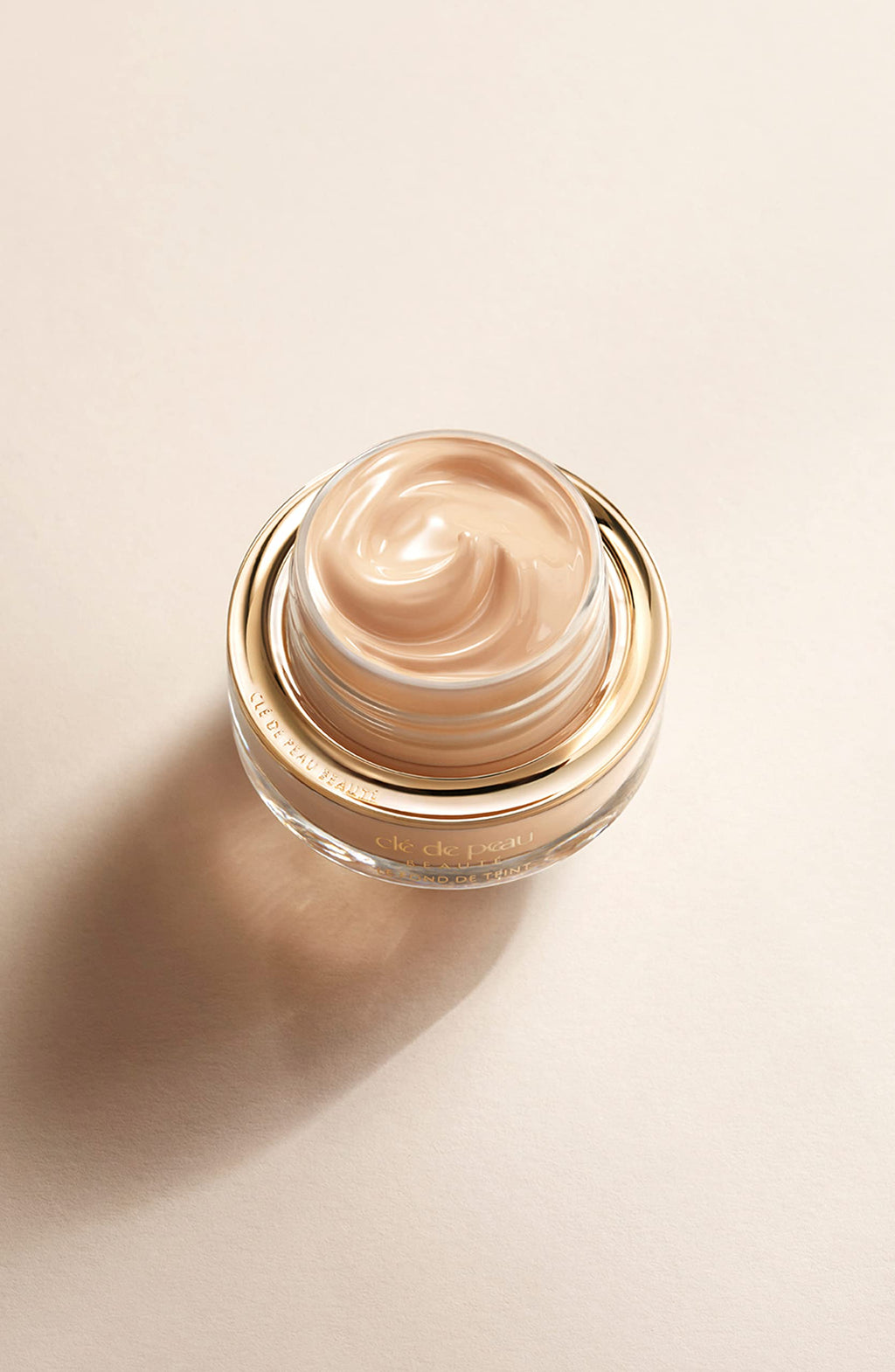 Clé de Peau Beauté The Foundation SPF 22 BF10 Light Buff | 1 Fl Oz