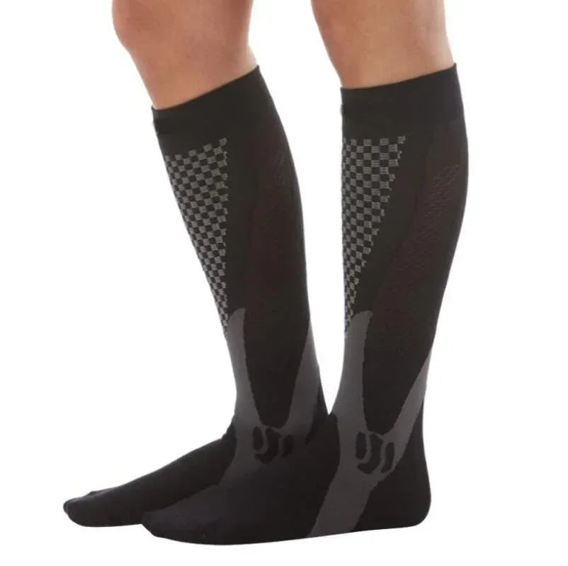 Compression Socks UK For Men & Women – Graduated Athletic Fit for Running & Travel