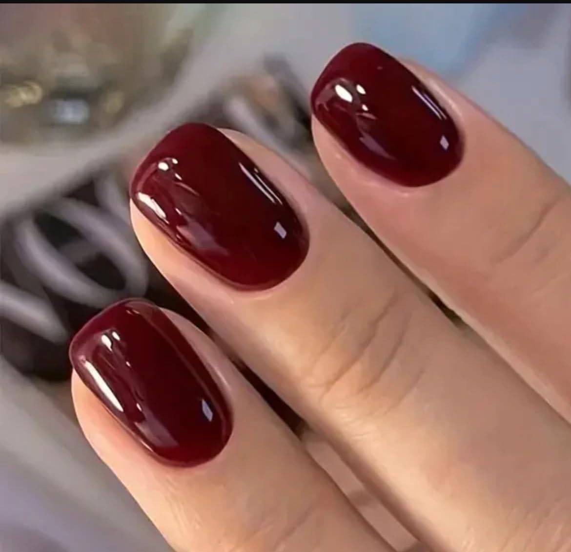 Curvlife Press on Nails Short – Wine Red Design, Acrylic Square Full Cover Kit