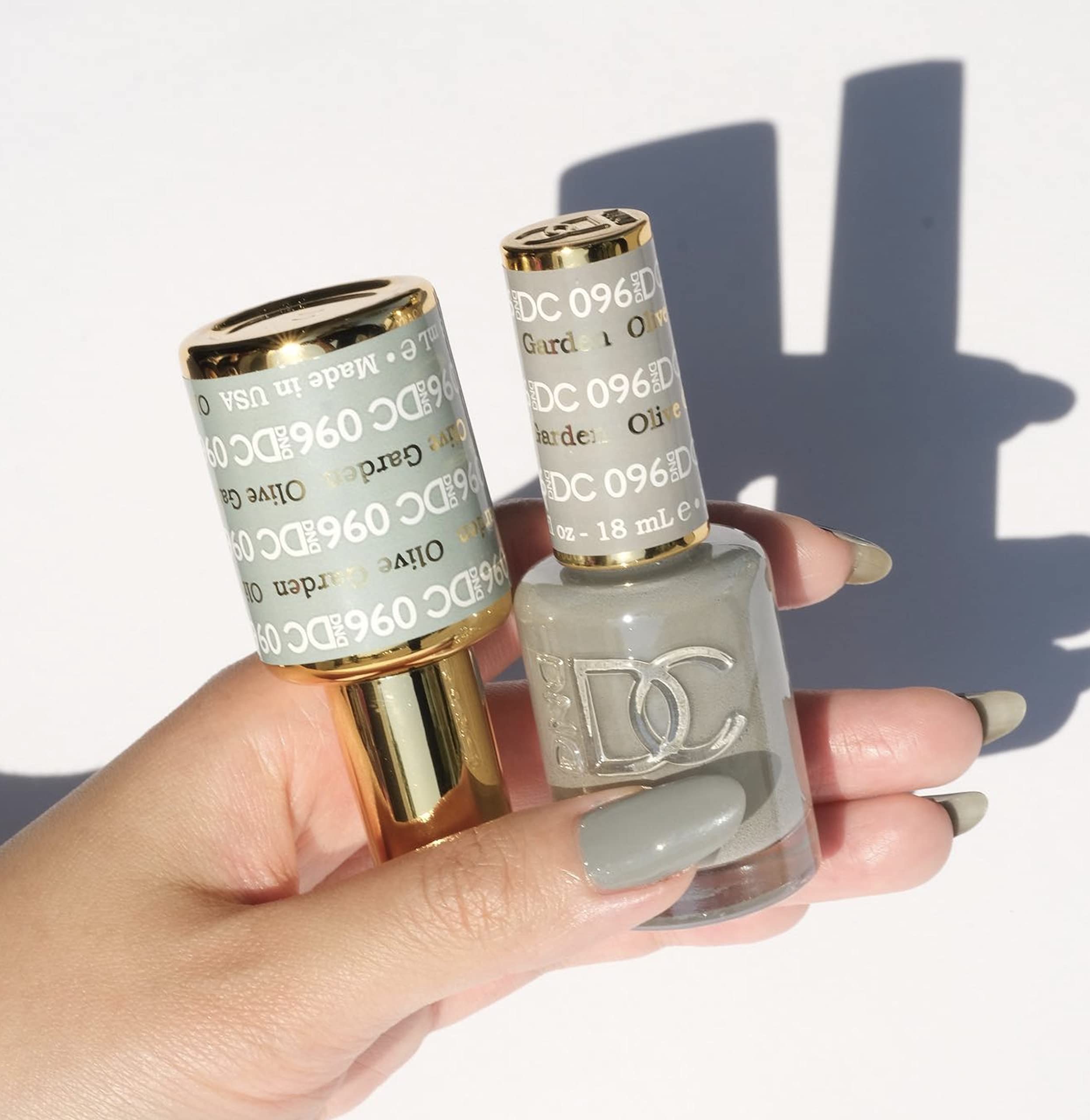 Daisy DND DC Gel Polish Set Olive Garden #096 – UV/LED Gel Polish + Air Dry Lacquer, 0.5 Fl Oz