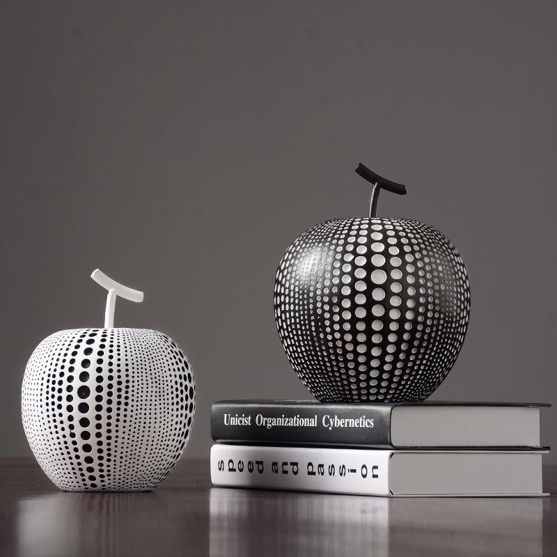Decoration: Apple