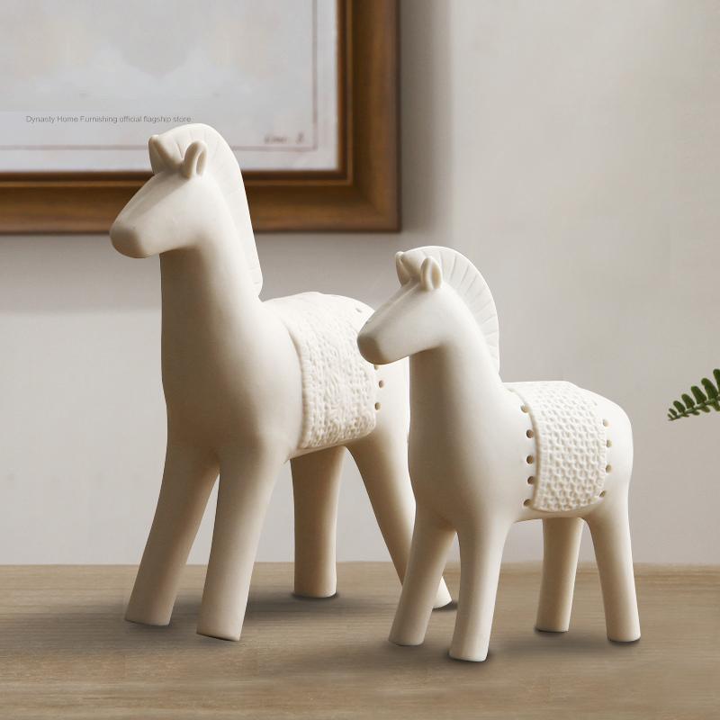 Decoration: Horses/ Goats