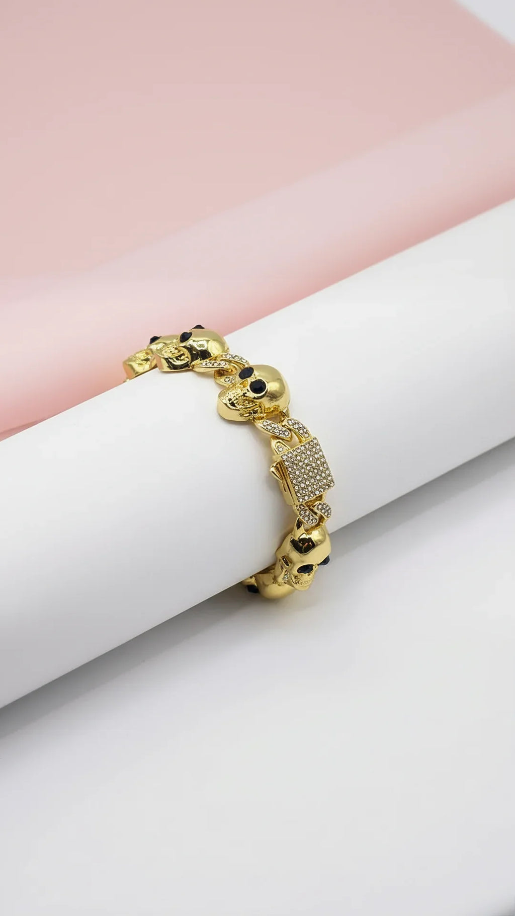 Skull Link Crystal Clasp Bracelet
