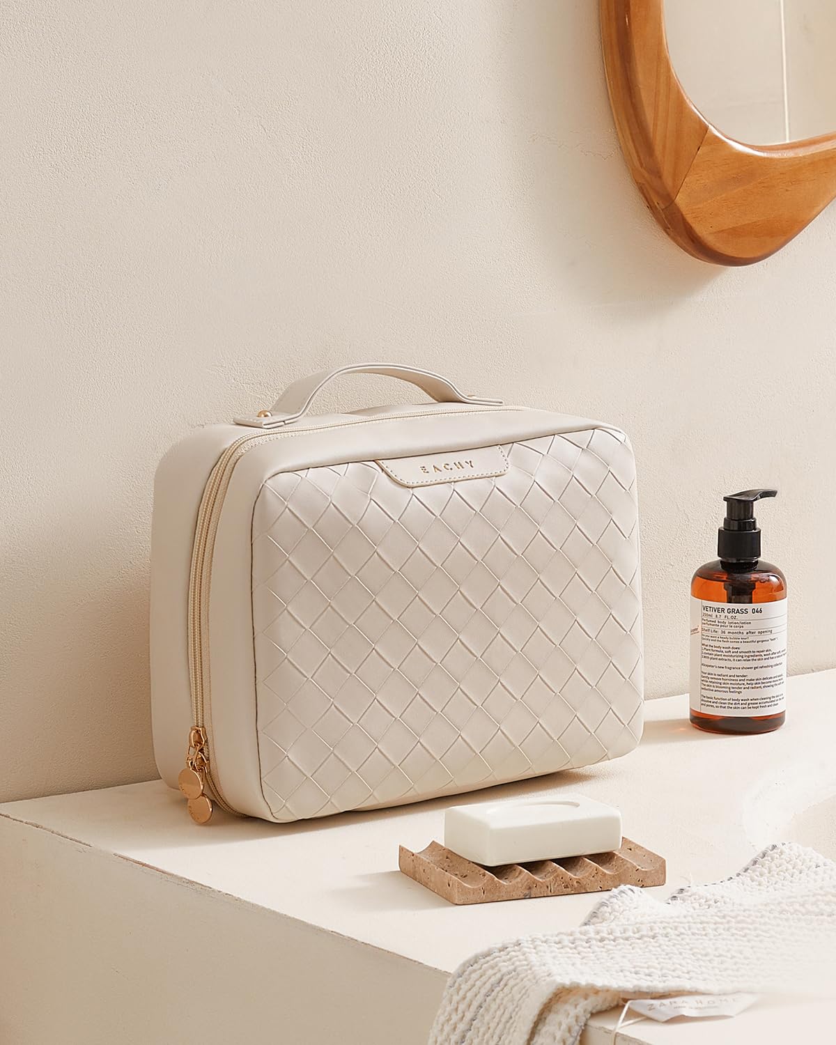 EACHY Travel Toiletry Bag with Hanging Hook – Waterproof, Full-Size Organizer (Plait White)