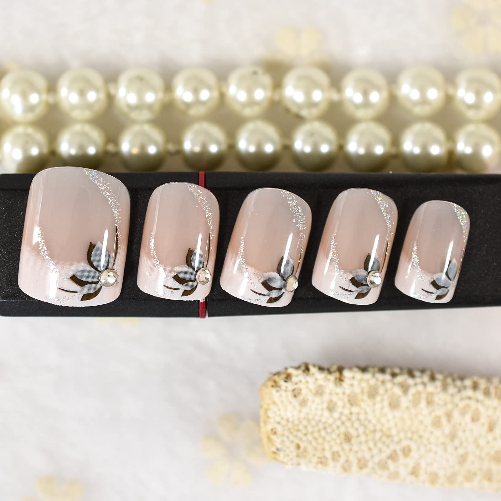 EchiQ Flowers Short Round Press-On Nails – Natural Design & Gel Polish DIY