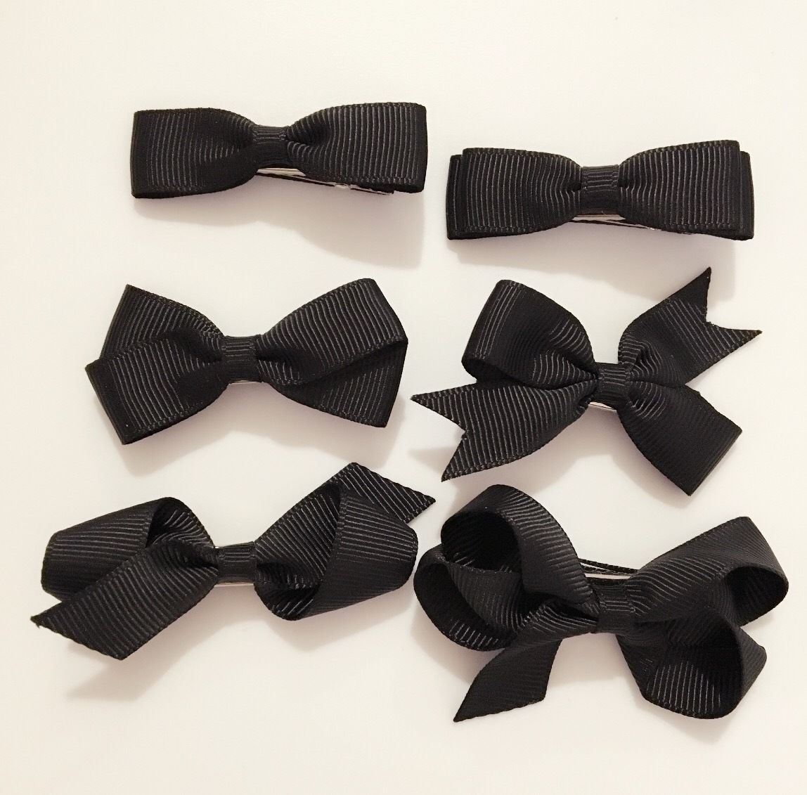 6 PIECE SET Girls Small Hair Bows Clips Grosgrain Ribbon School Uniform Colours[Black]