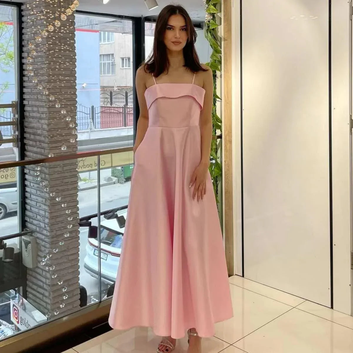 Elegant Summer Dress: Solid Color Sleeveless Backless Tube Top Maxi Dress for Women