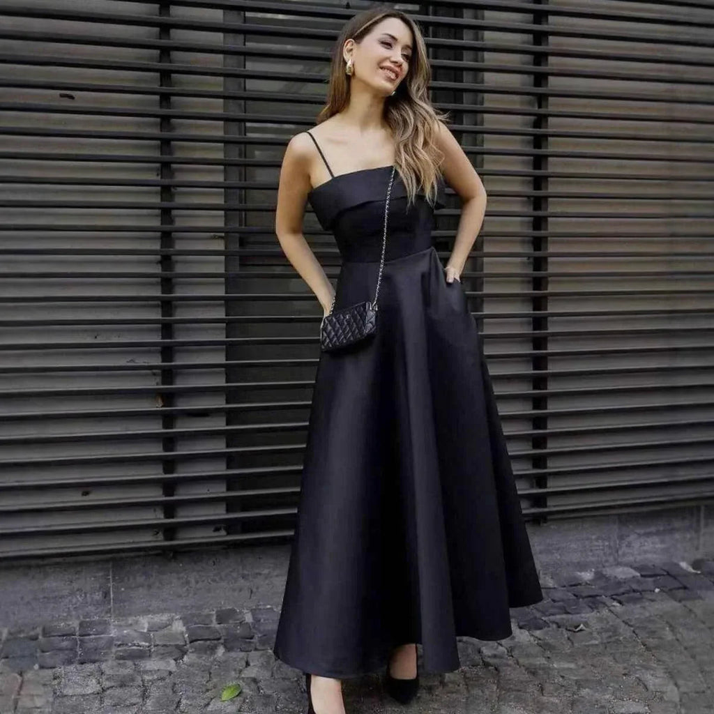 Elegant Summer Dress: Solid Color Sleeveless Backless Tube Top Maxi Dress for Women