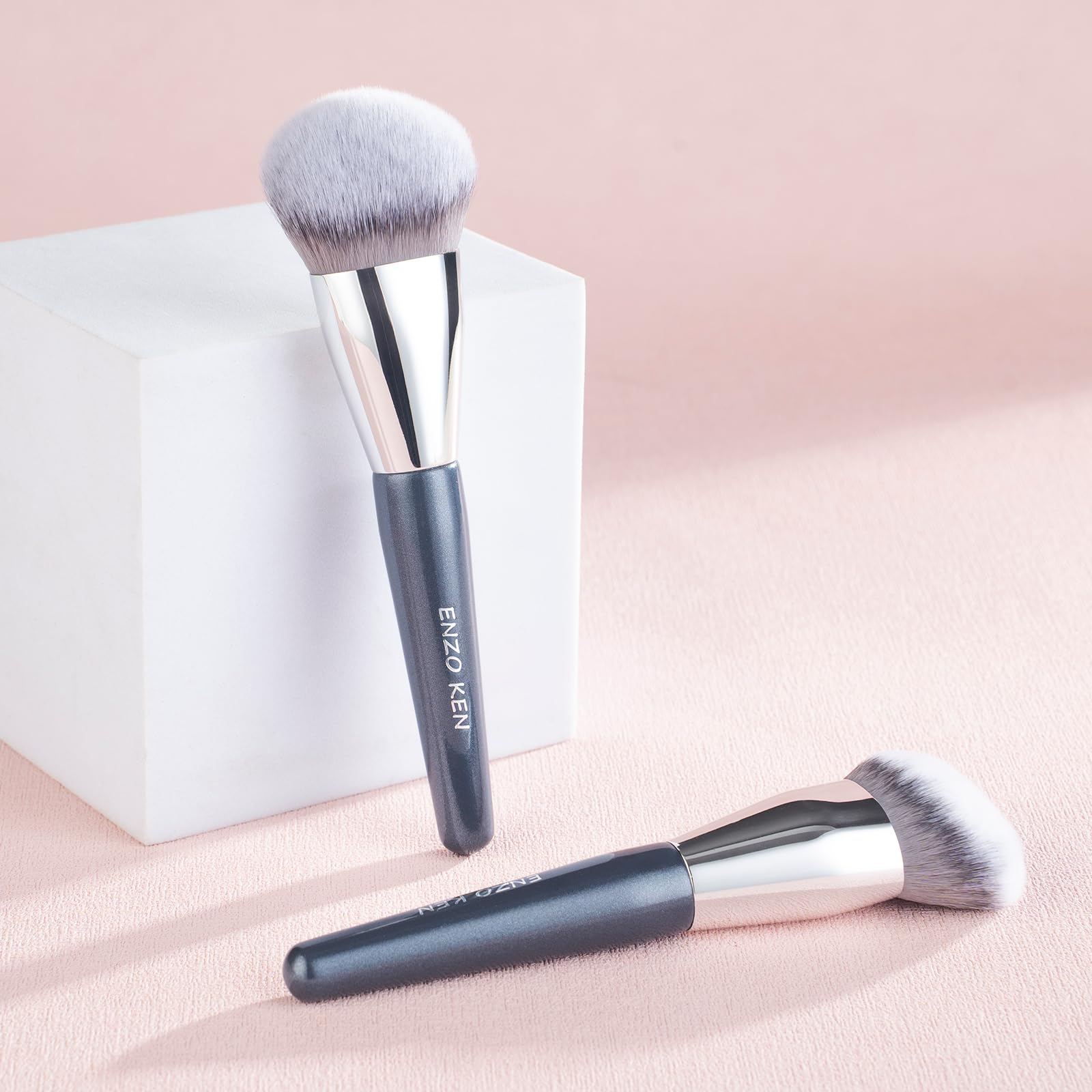 ENZO KEN Angled Kitten Paw Foundation Brush for Liquid Makeup - 10L01