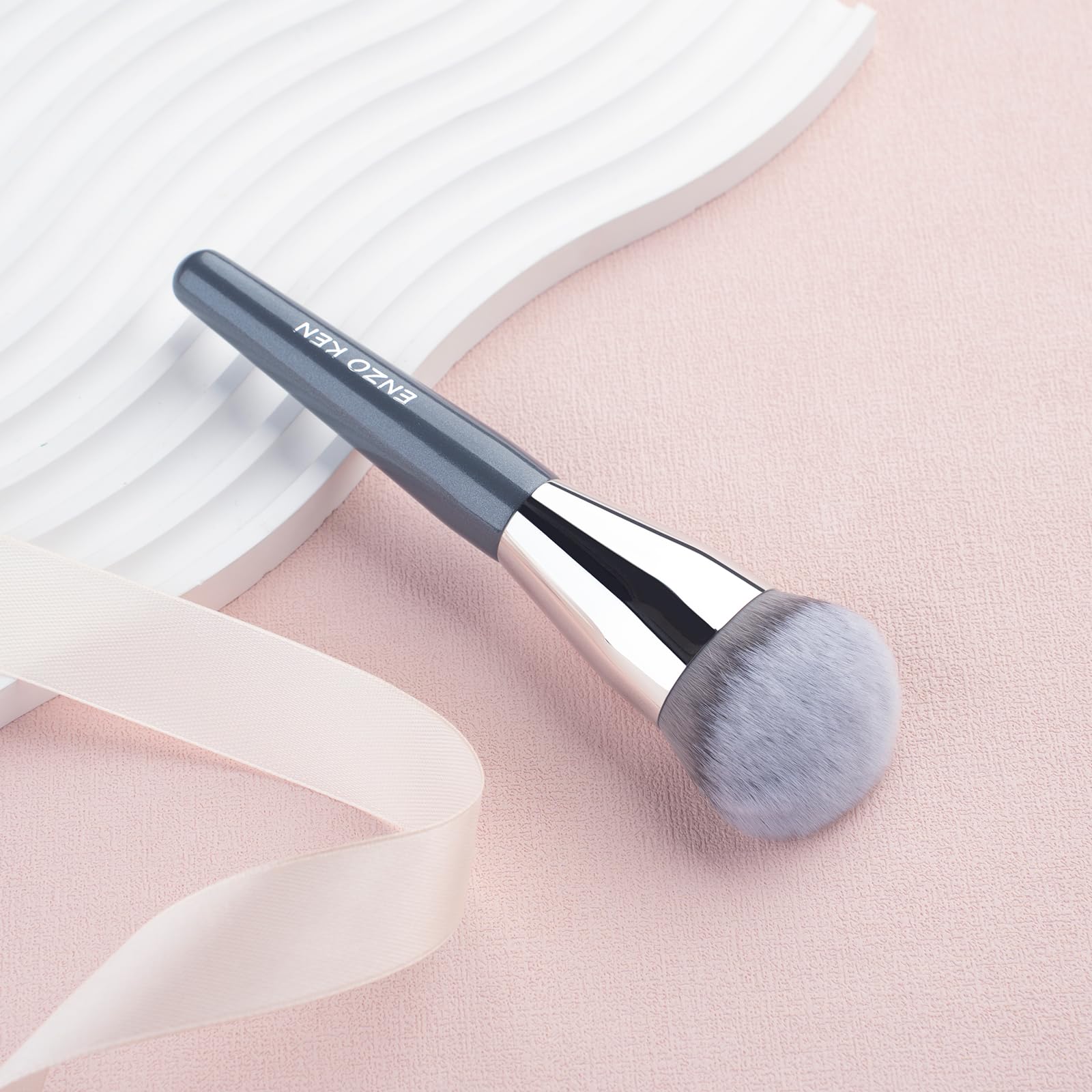 ENZO KEN Angled Kitten Paw Foundation Brush for Liquid Makeup - 10L01