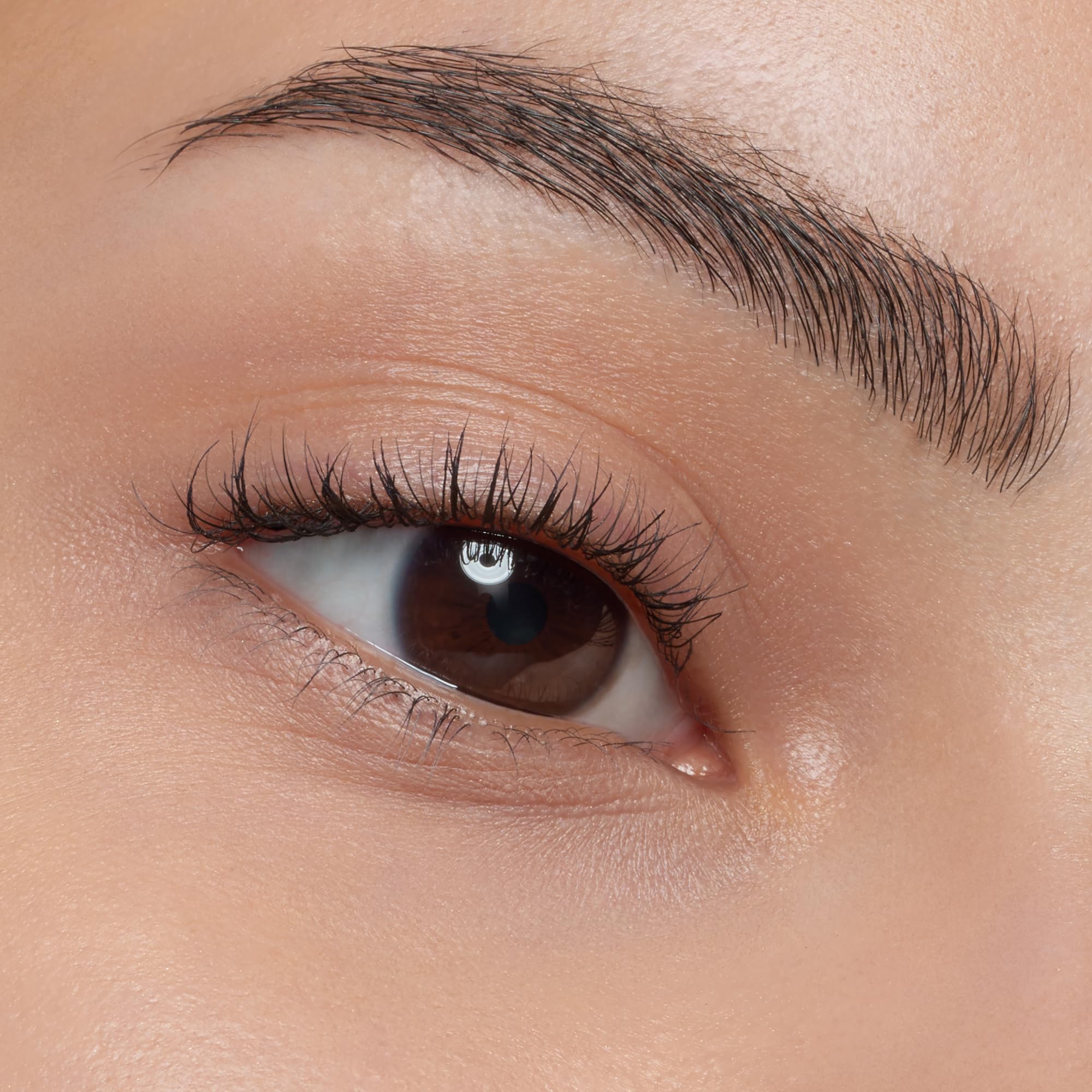essence Curl Fixing Lash Base | Mascara Primer for Lasting Curl & Definition | Vegan, Cruelty-Free & Paraben-Free