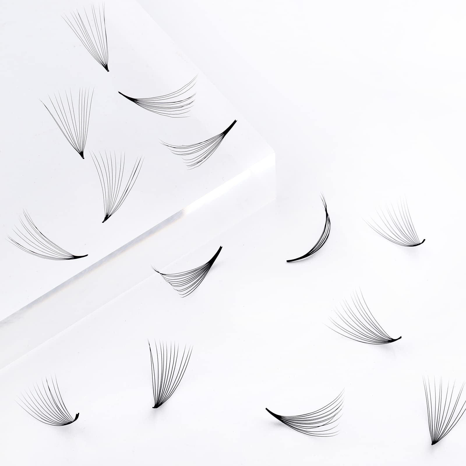 FADLASH Premade Fans Eyelash Extensions – 1000pcs, 12D-0.07C, 15-20mm