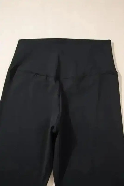 V-Curve Black Flared Leggings