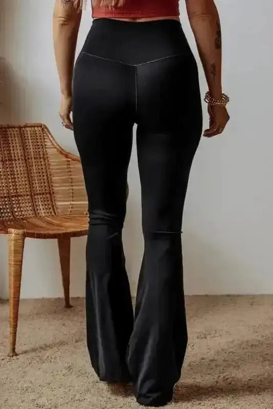V-Curve Black Flared Leggings