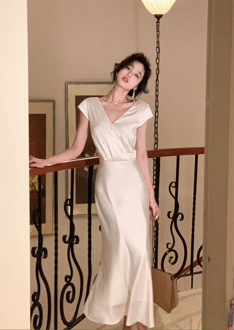 Women's Texture White V Neck Dress