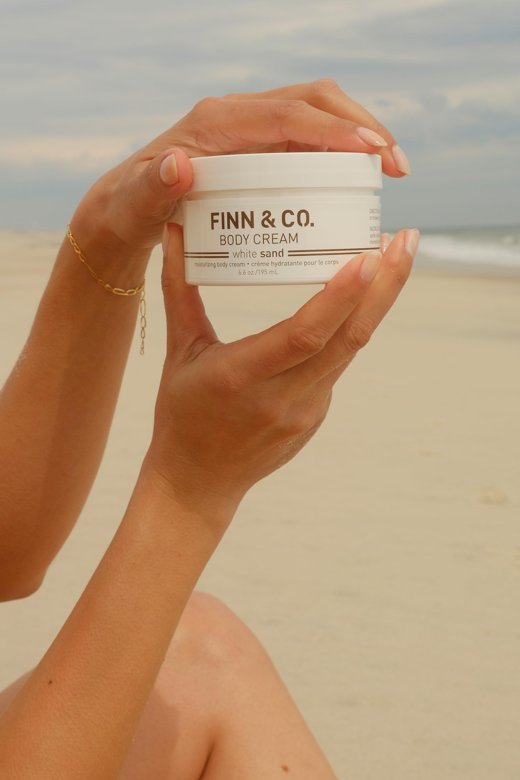 FINN & CO White Sand Body Cream – Hydrating Shea Butter Moisturizer with Vitamins A, C & E | Paraben Free, Cruelty Free, Beach Scent | 6.6 oz