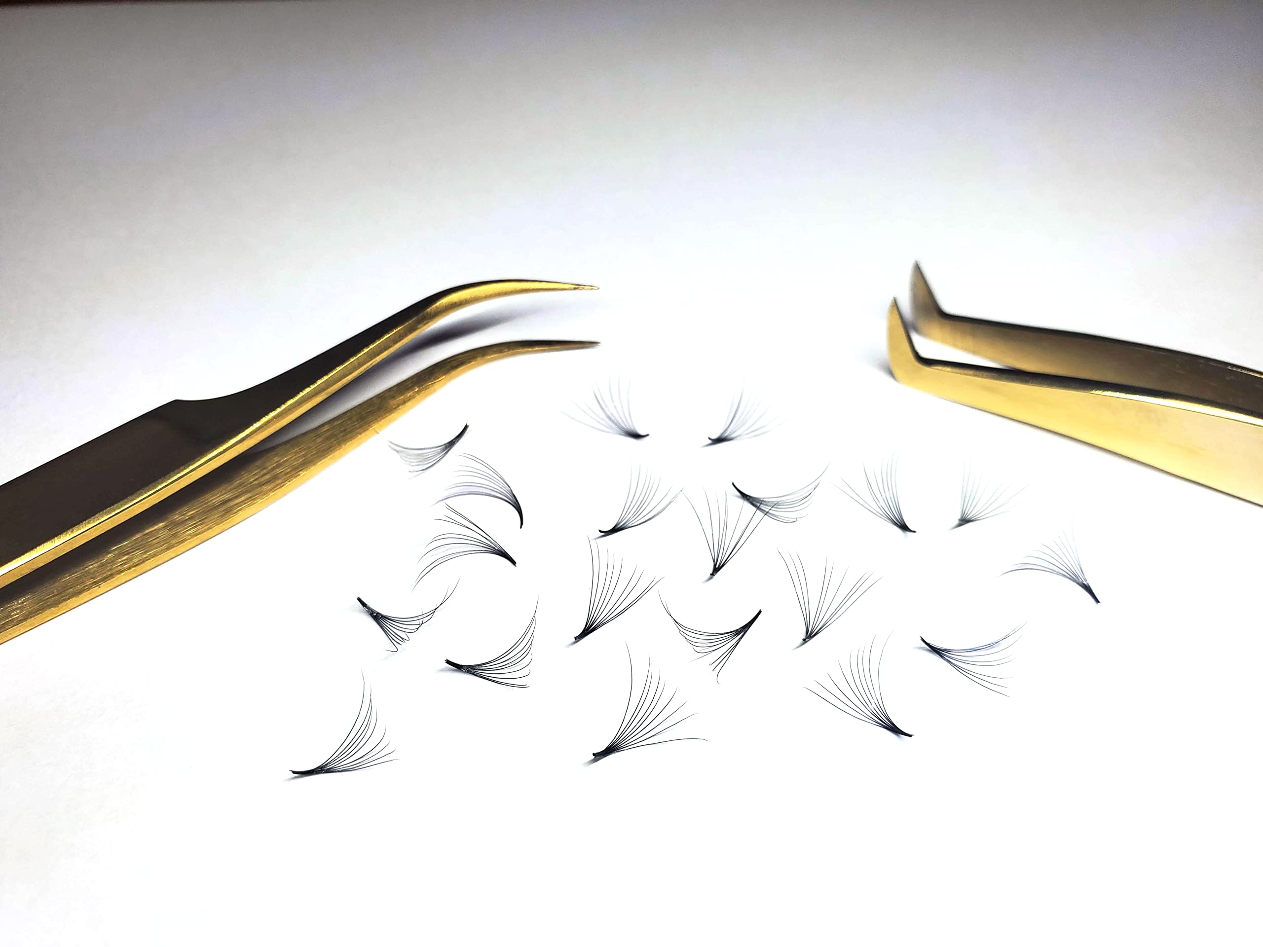1000 Premade Volume Fans – Mixed Lengths (9-12mm, 11-13mm, 13-16mm) CC/D Curl, 0.07/0.05mm