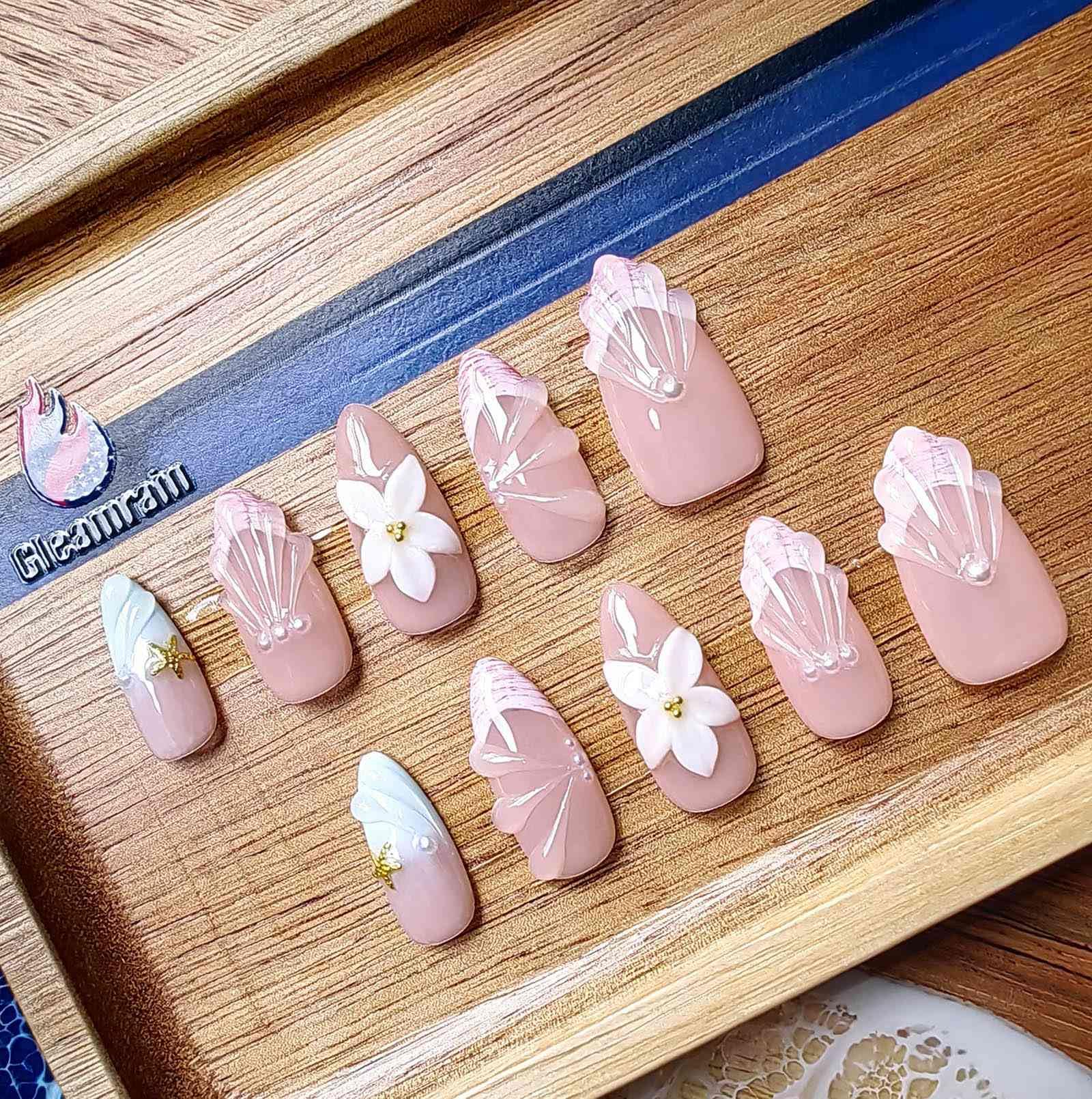 Gleamrain Handmade Almond Press-On Nails – 10Pcs Luxury Floral Design for Women | P02