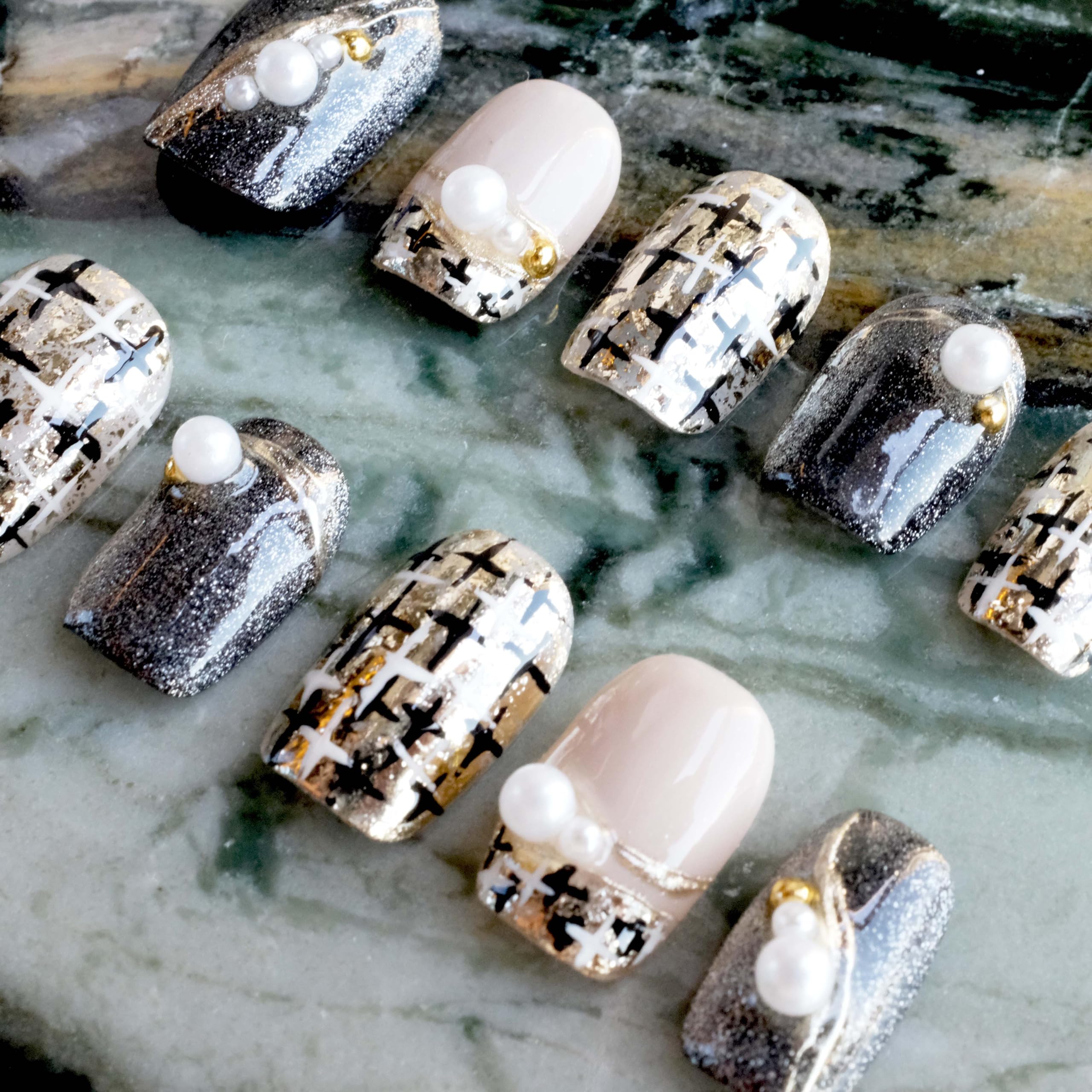 GLORS Purely Handmade Press On Nails | Gold & Pearl Short Square, 10 Pcs (Medium, SS)