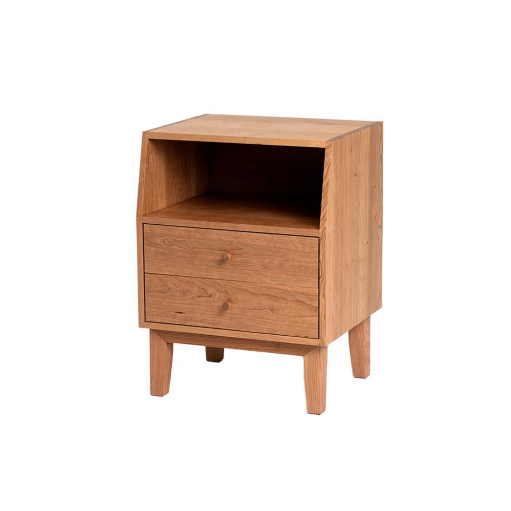 I09 Bedside Table