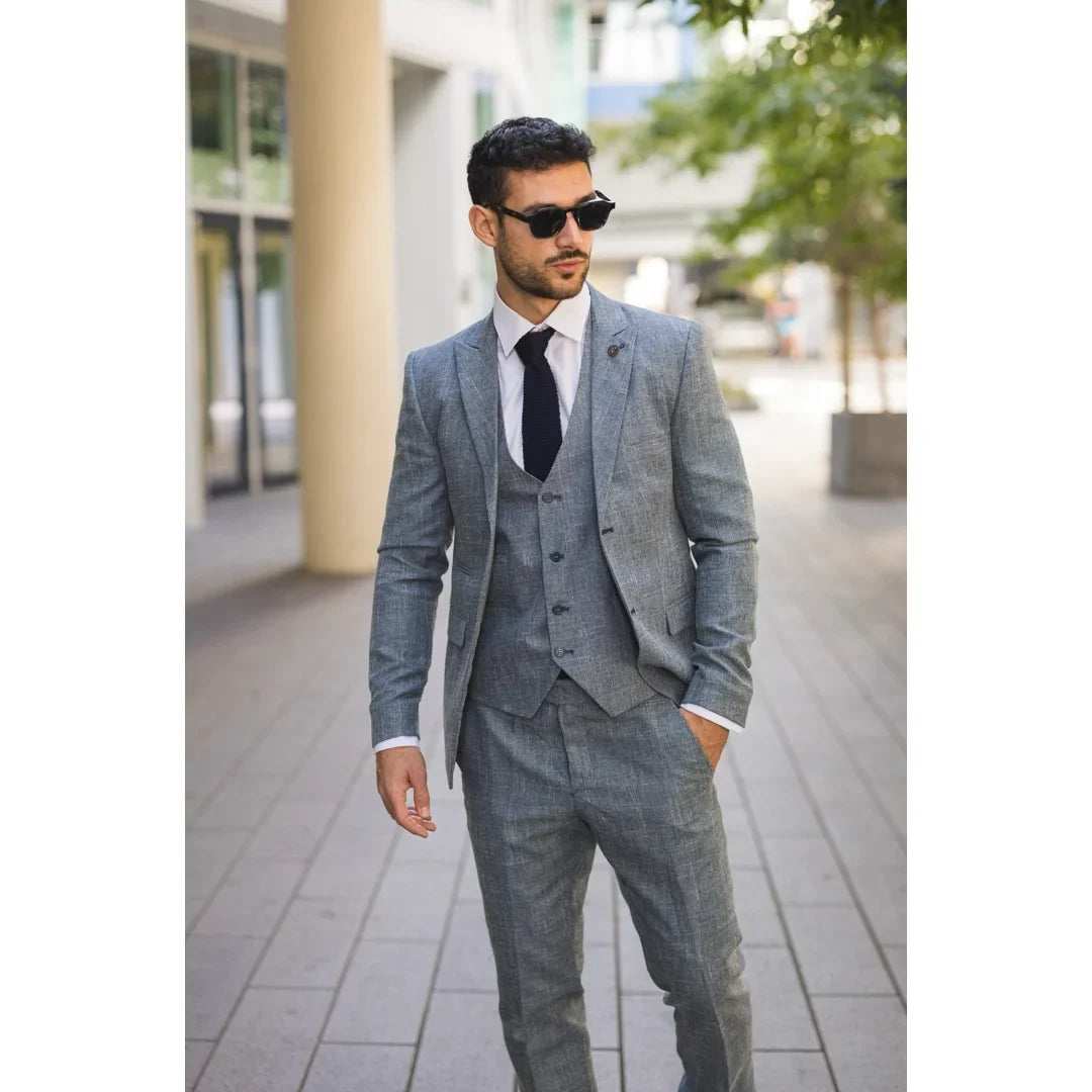 IM33 - Men's 3 Piece Blue Tailored Fit Suit