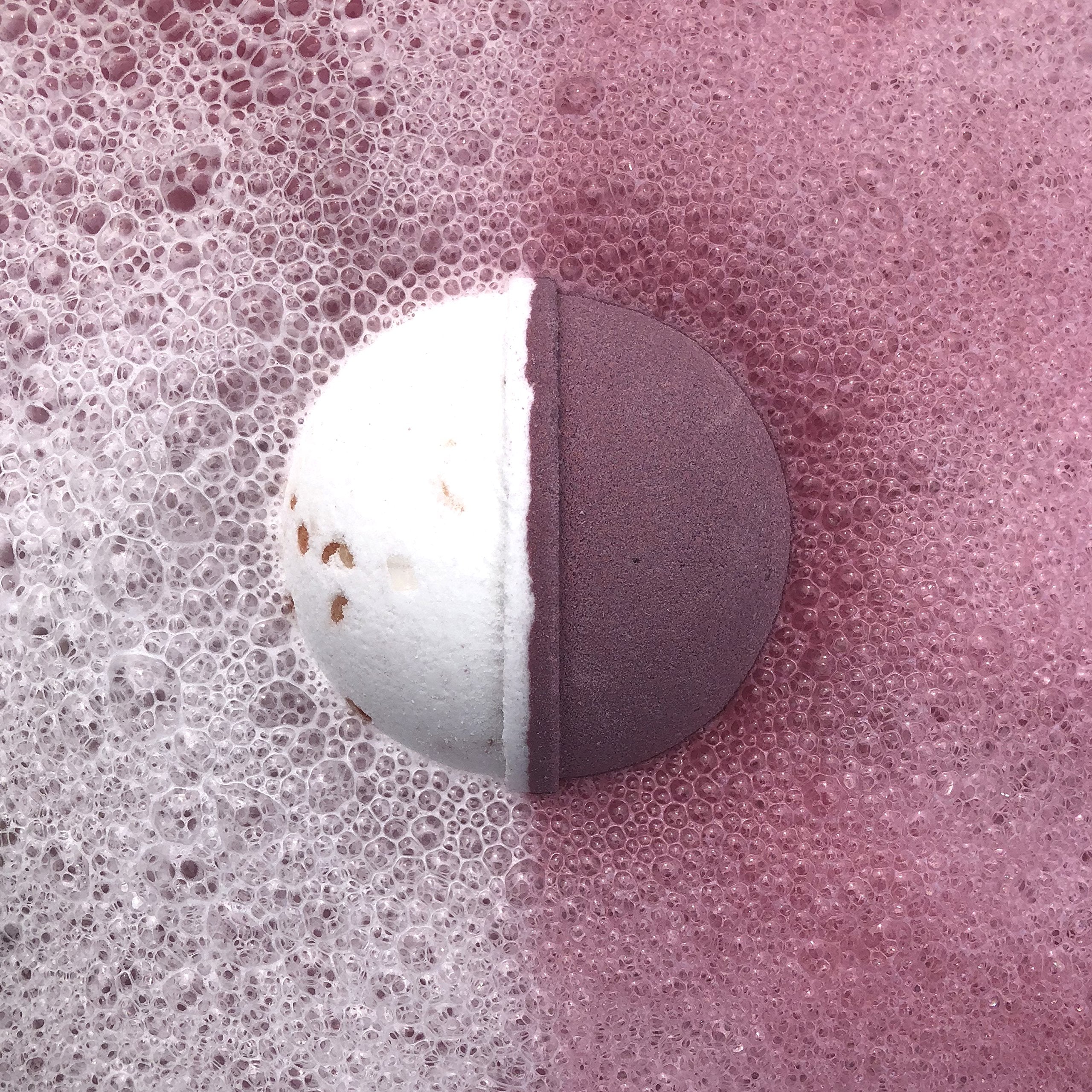 Surprise Ring Bath Bomb – Extra Large 10 oz, Pink Himalayan Sea Salt, USA Made