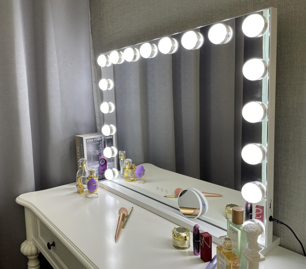 Kottova Vanity Mirror with Lights – 18 LEDs, 3 Color Temps, USB Port, Detachable 10x Magnifier