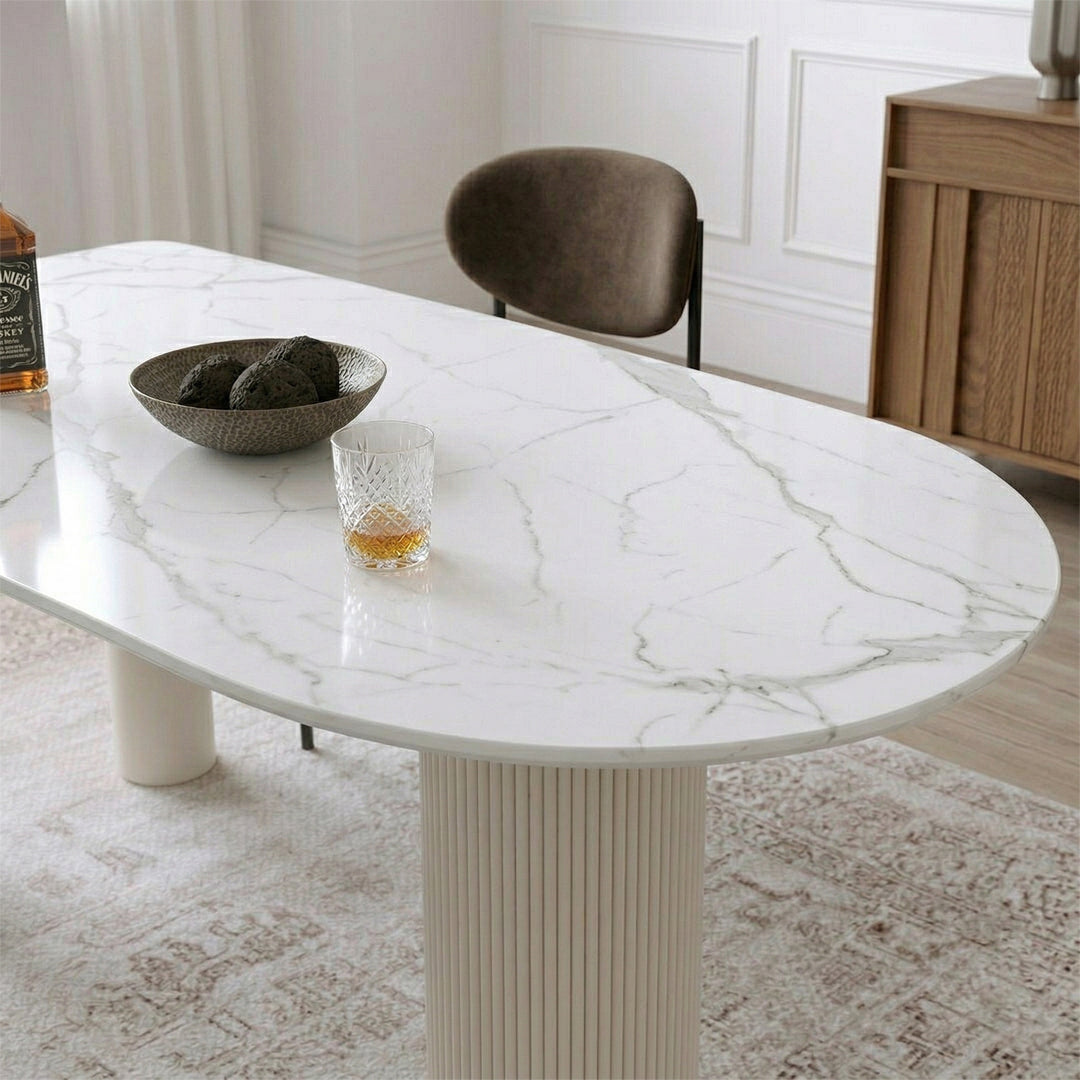 La Plainville Dining Table, White