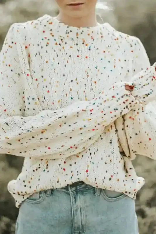 Colorful Cable Knit Sweater with Dots for Cozy Winter Wear