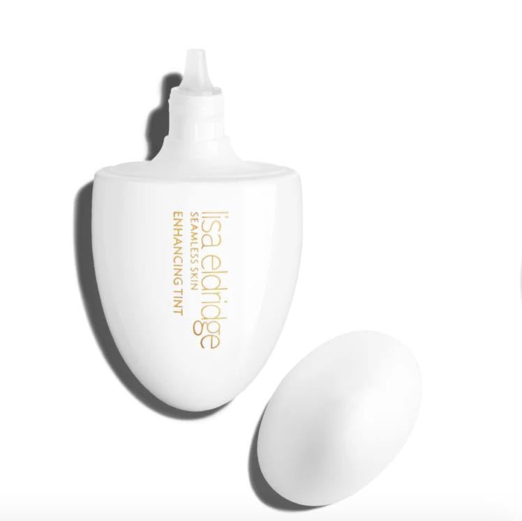 Lisa Eldridge Seamless Skin Tint T4: Neutral Golden Undertone + Bonus Korean Sheet Masque