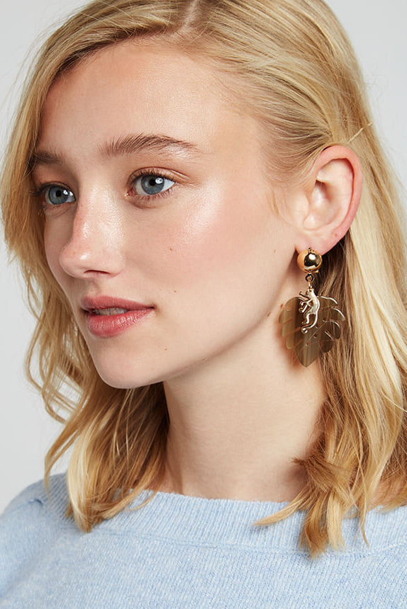 Louche Monkey Leaf Pendant Earring