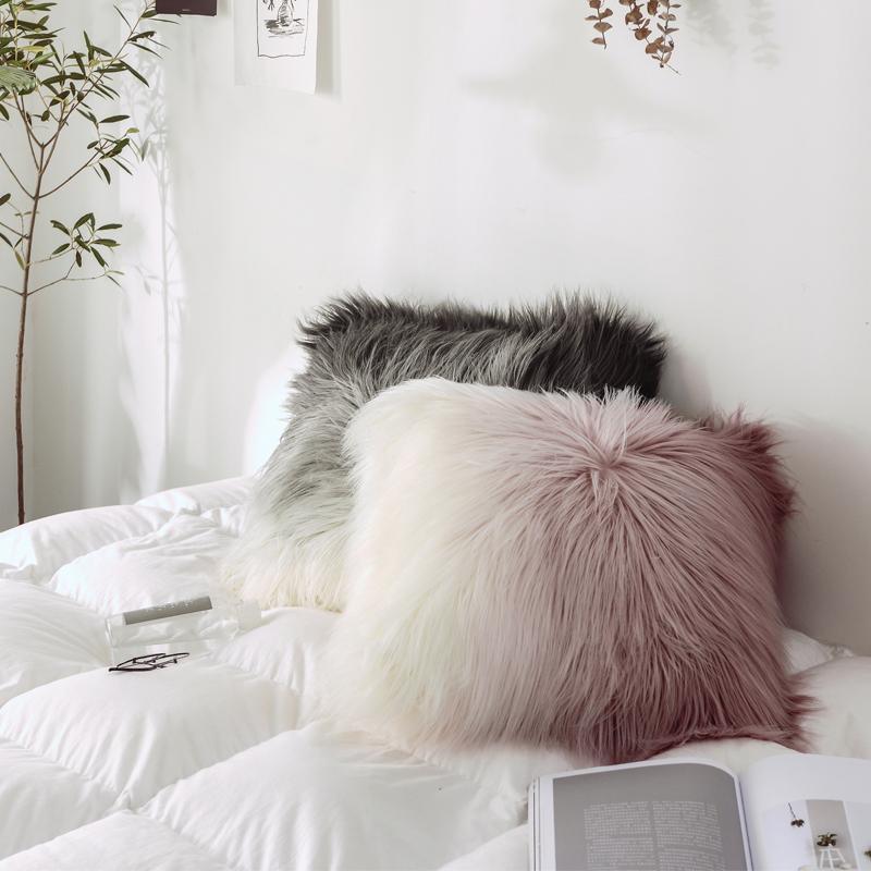 M32 Set Of Two Cushions, Pink And Black