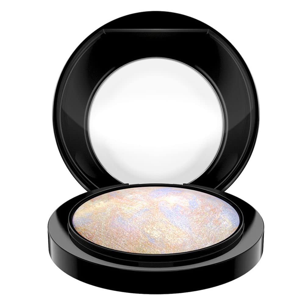 MAC Mineralize Skinfinish Lightscapade – Subtle Radiant Highlighter Powder