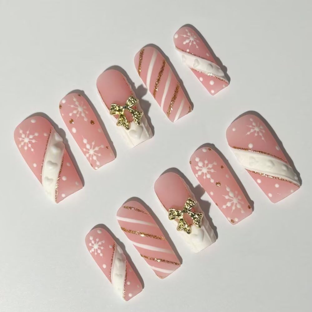 MAGLFELL Press On Nails - Handmade Square Nails with Snowflakes & Gold Plated Bow (10 Pcs, Size M)