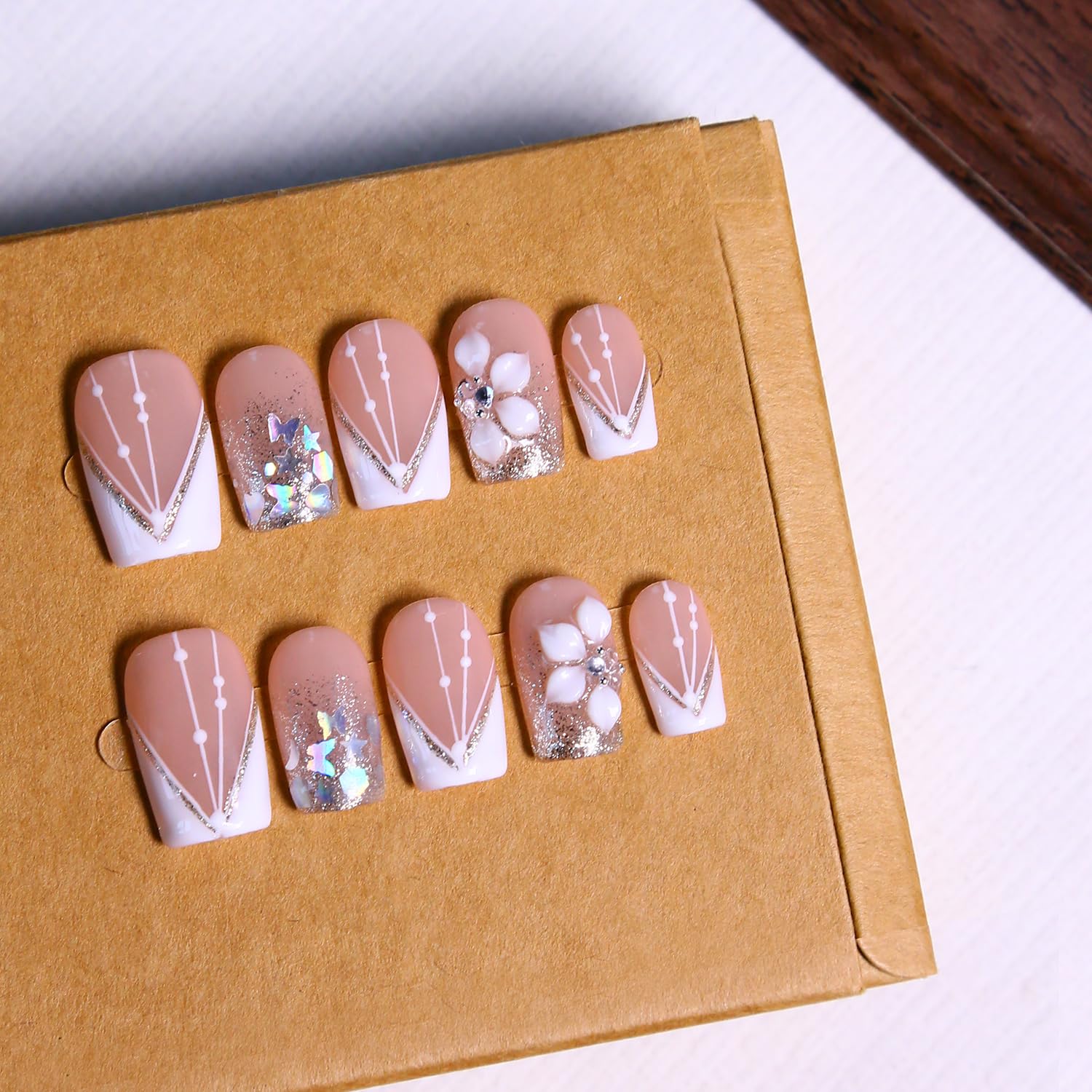 MAGLFELL Press On Nails – Short Square Handmade Nails, Reusable 3D Gel and Durable Acrylic (M Size)