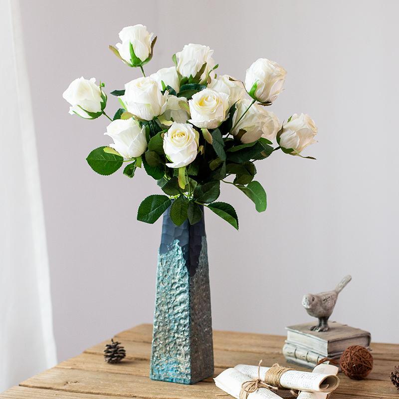 MI49 Vase
