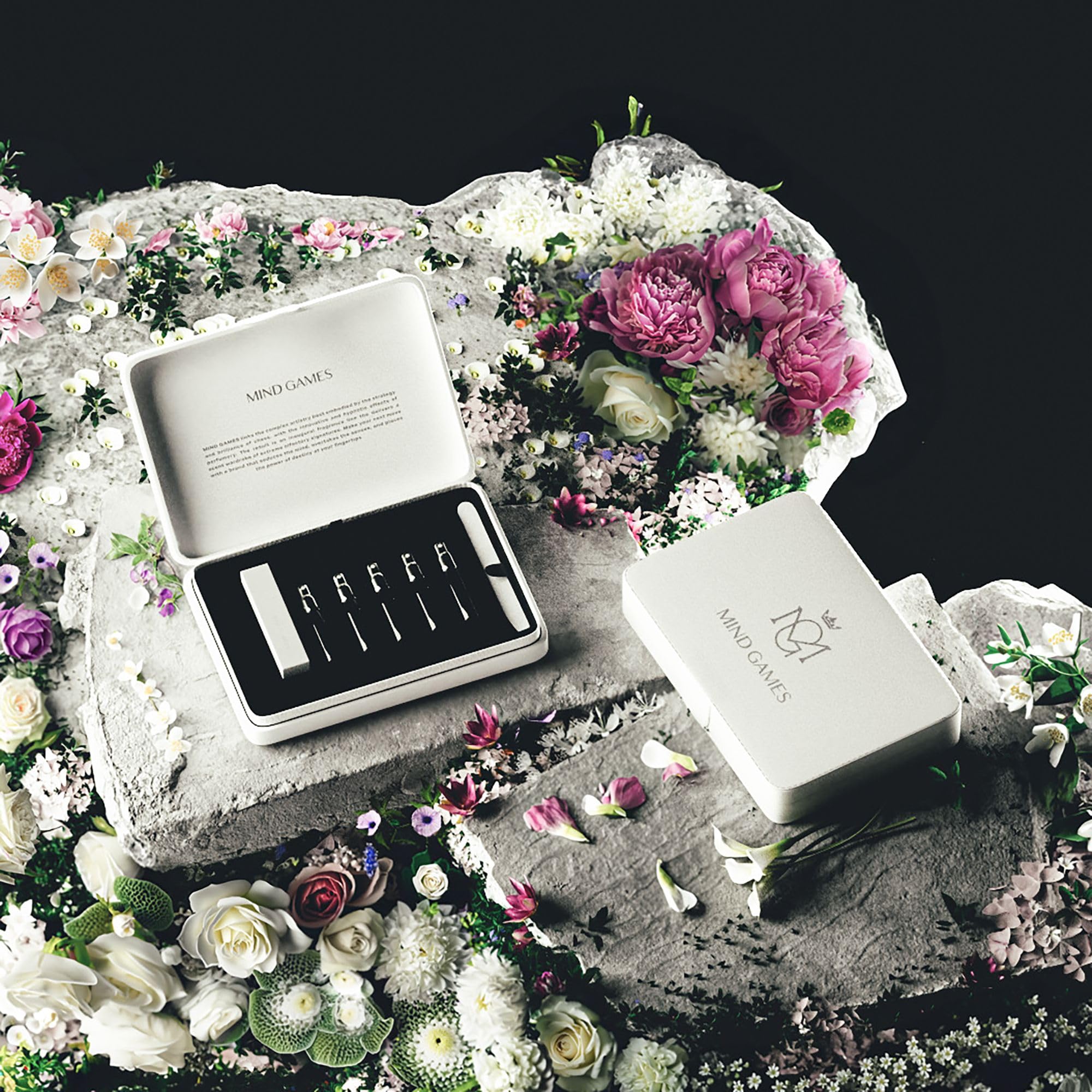 MIND GAMES Floral Discovery Set – 5 Designer Fragrances in Chess-Inspired Gift Box