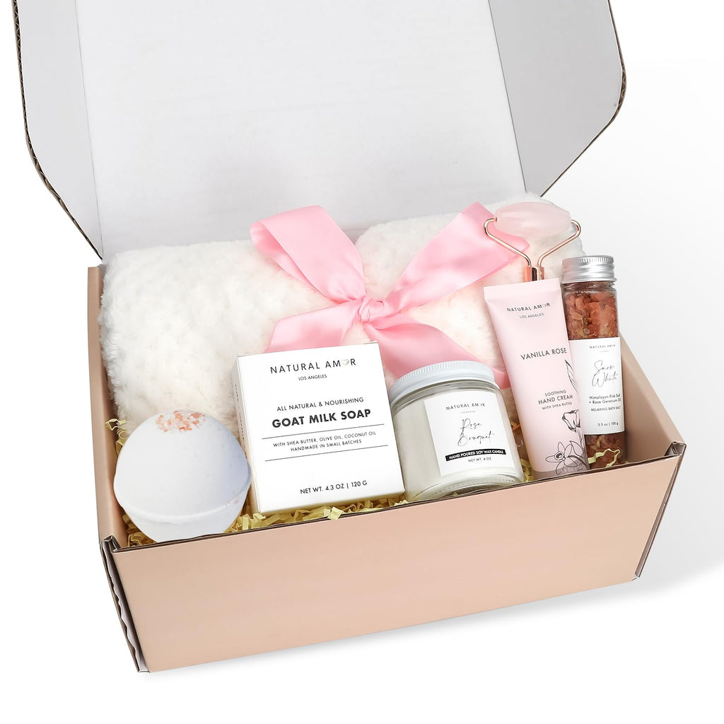 Natural Amor Spa Gift Set – 7-Piece Home Spa Box with Blanket, Bath Bomb, Candle & More