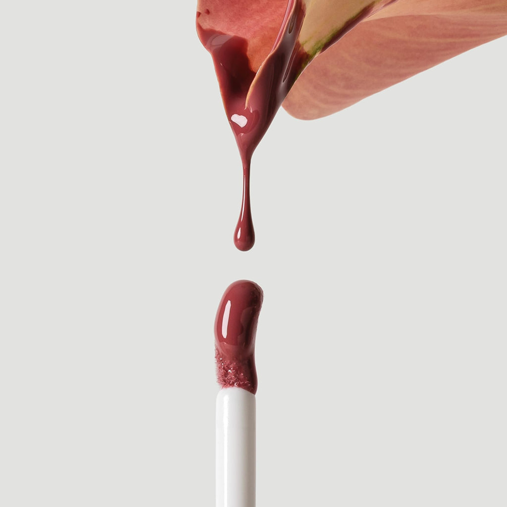 Ogee Beyond Clean Lip Gloss – Certified Organic Plumping Hydration in Wild Rose