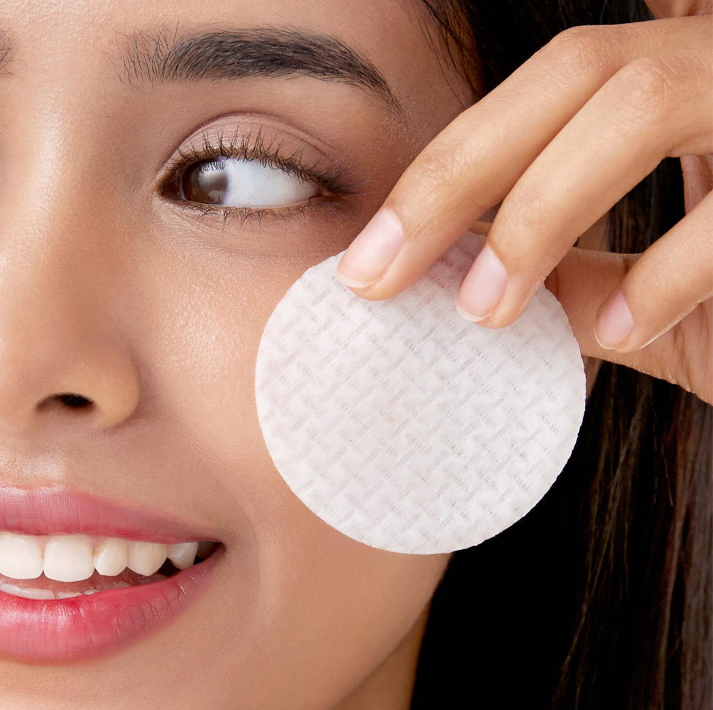 OHUI Miracle Toning Dual Sided Pads | Exfoliate, Hydrate, Smooth Skin