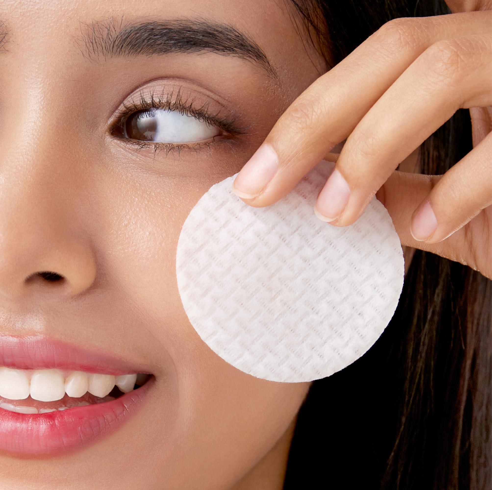 OHUI Miracle Toning Dual Sided Pads | Exfoliate, Hydrate, Smooth Skin