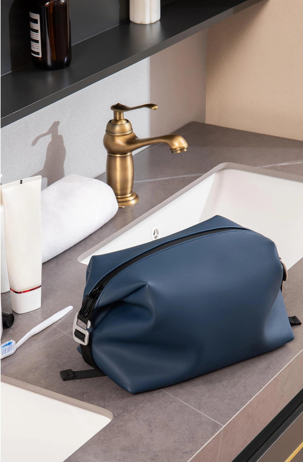Onbagway 6x9.84 in Large Silicone Toiletry Bag – 4.5L, Waterproof, Foldable Travel Organizer, Navy