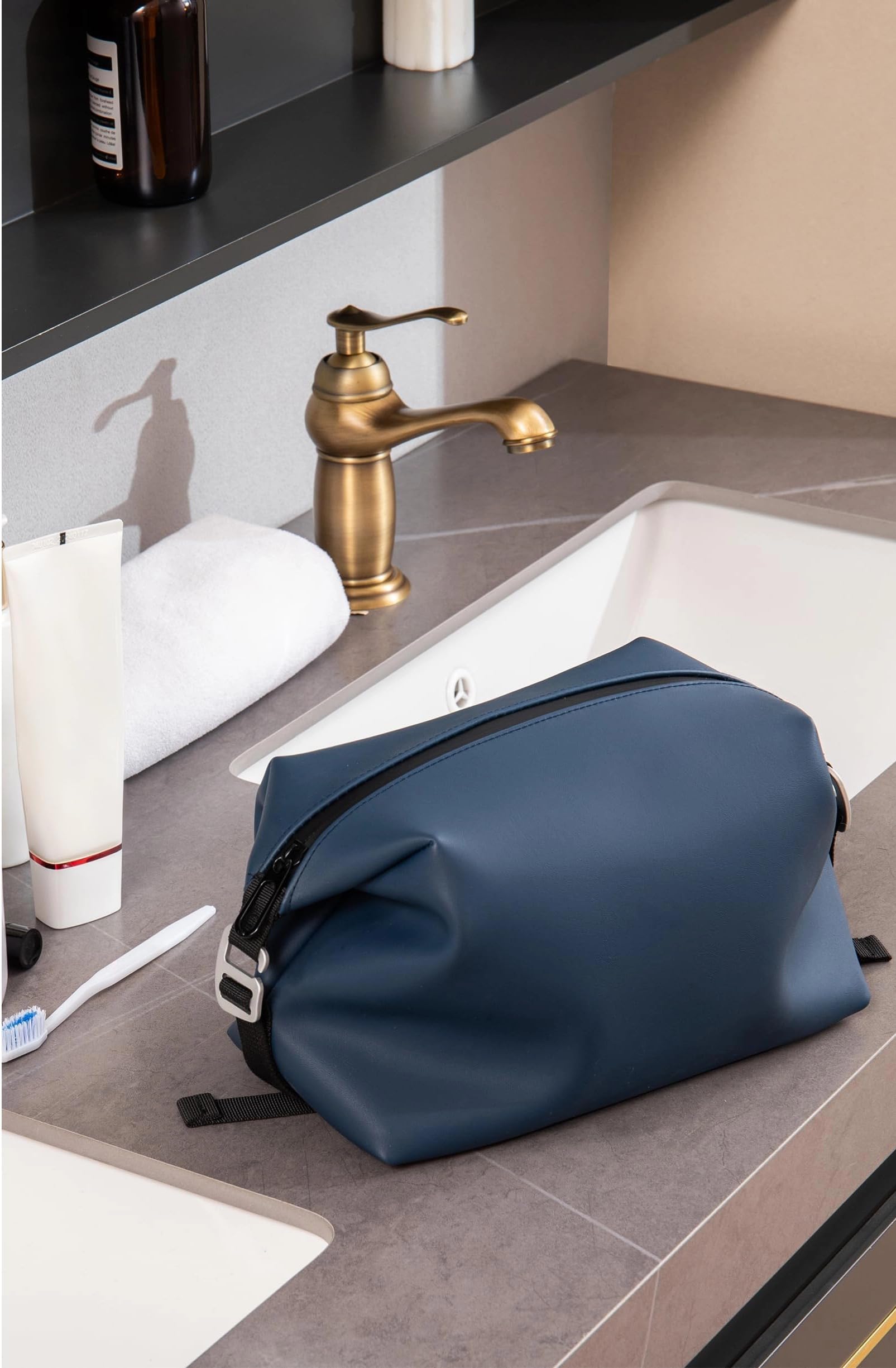 Onbagway 6x9.84 in Large Silicone Toiletry Bag – 4.5L, Waterproof, Foldable Travel Organizer, Navy