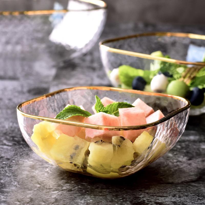 OU14 A Set Of Three Salad Bowls, Glassware