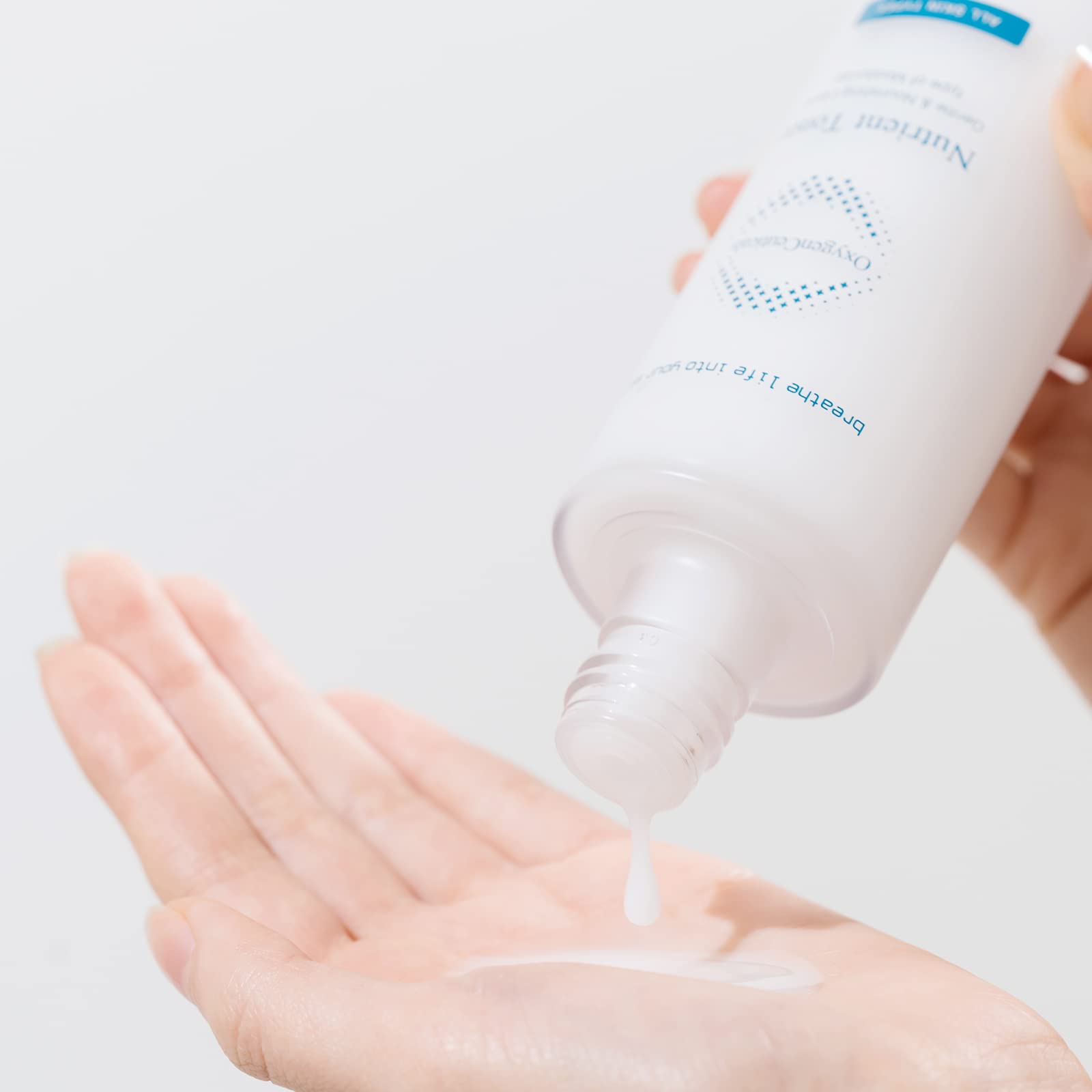 OxygenCeuticals Nutrient Toner – Essence-Type Hydration for Dry Skin with Sodium Hyaluronate, Portulaca & Allantoin